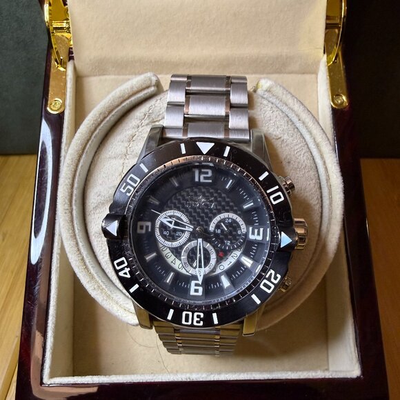 Invicta Pro Diver SCUBA Men Model #23696 Black/Stainless Steel, 50mm - Picture 1 of 5